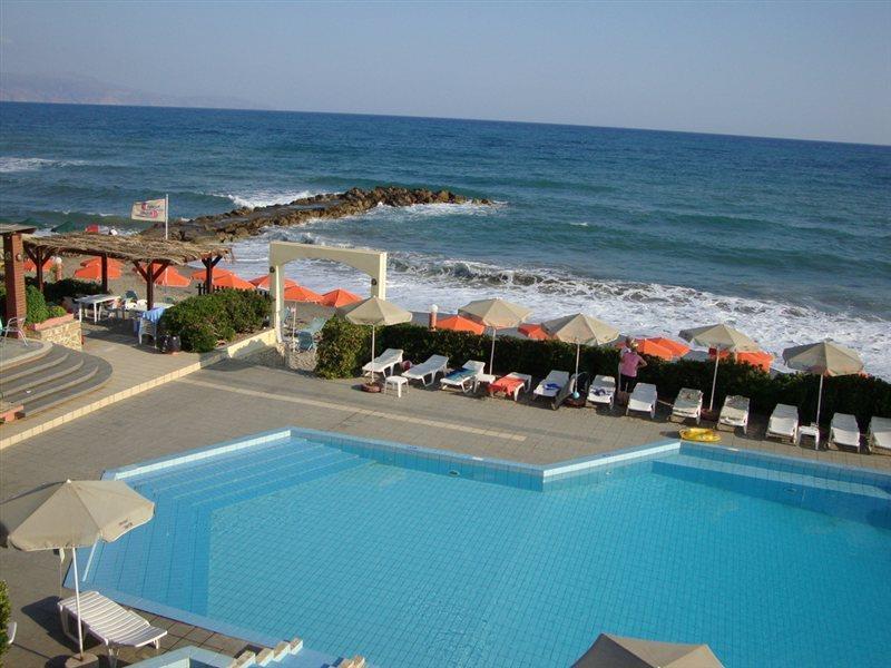Hotel Haris On The Beach Agia Marina  Exterior photo